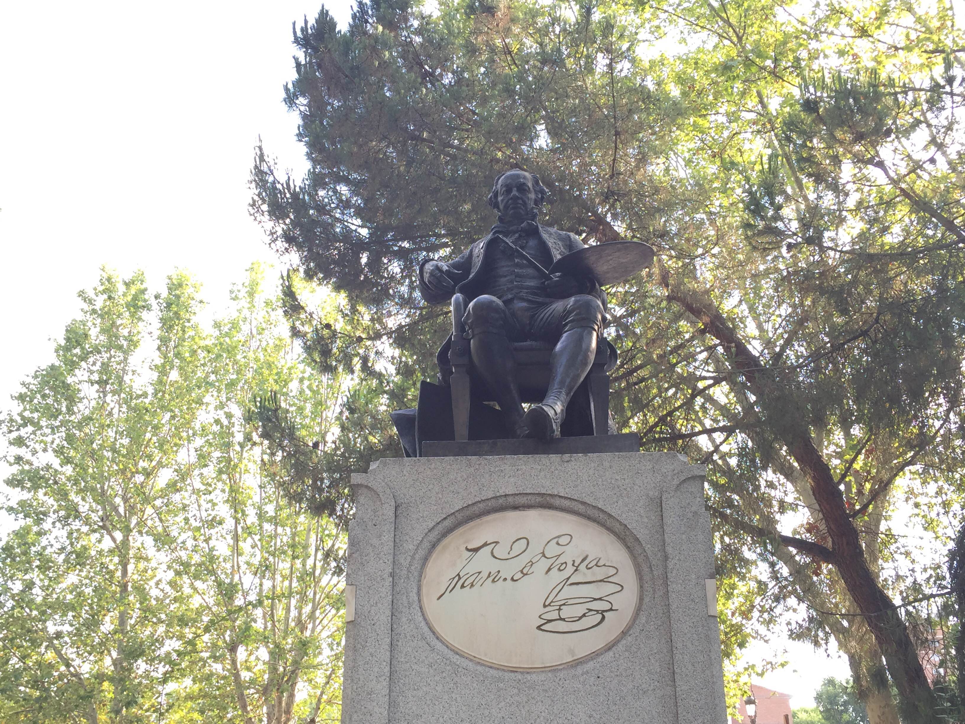 Estatua de Goya.