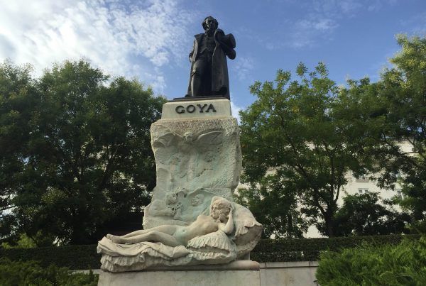 Monumento a Francisco de Goya en el Museo del Prado.